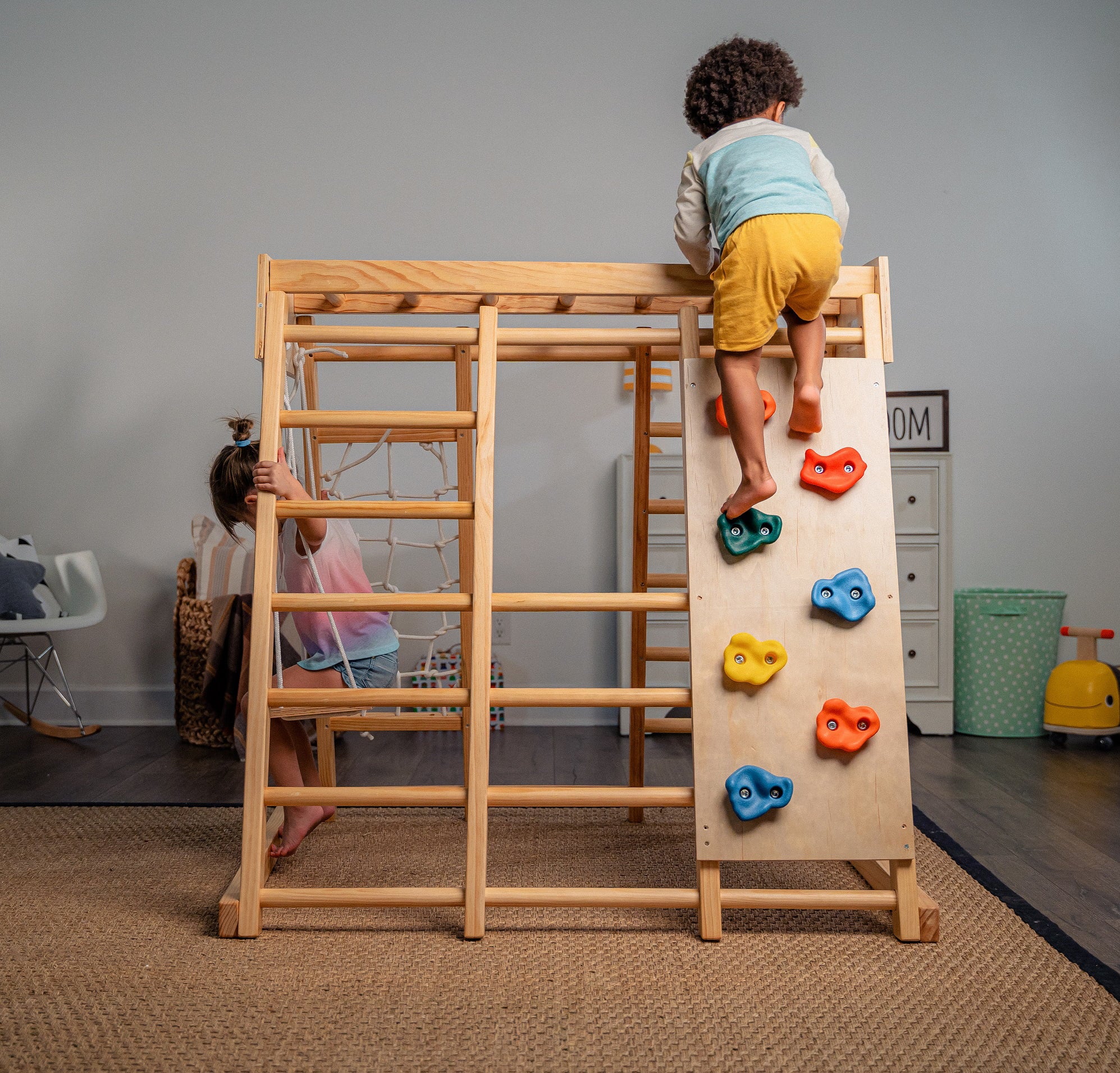 Avenlur Indoor Toddler and Child Indoor Gym Playground Climber - Real Wooden Playset 6-in-1 Slide， Rock Climb Wall， Rope Wall Climbing， Monkey Bars， Swing， Ladder Fun Gym for Children