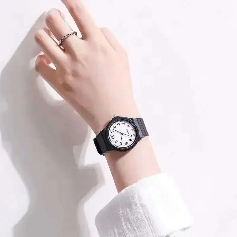 LIUYANGTIAN Fashion Girls Watch Simple Exam Quartz Watch Silicone Strap Small Arabic Quartz Wristwatches for Women Student Ladies