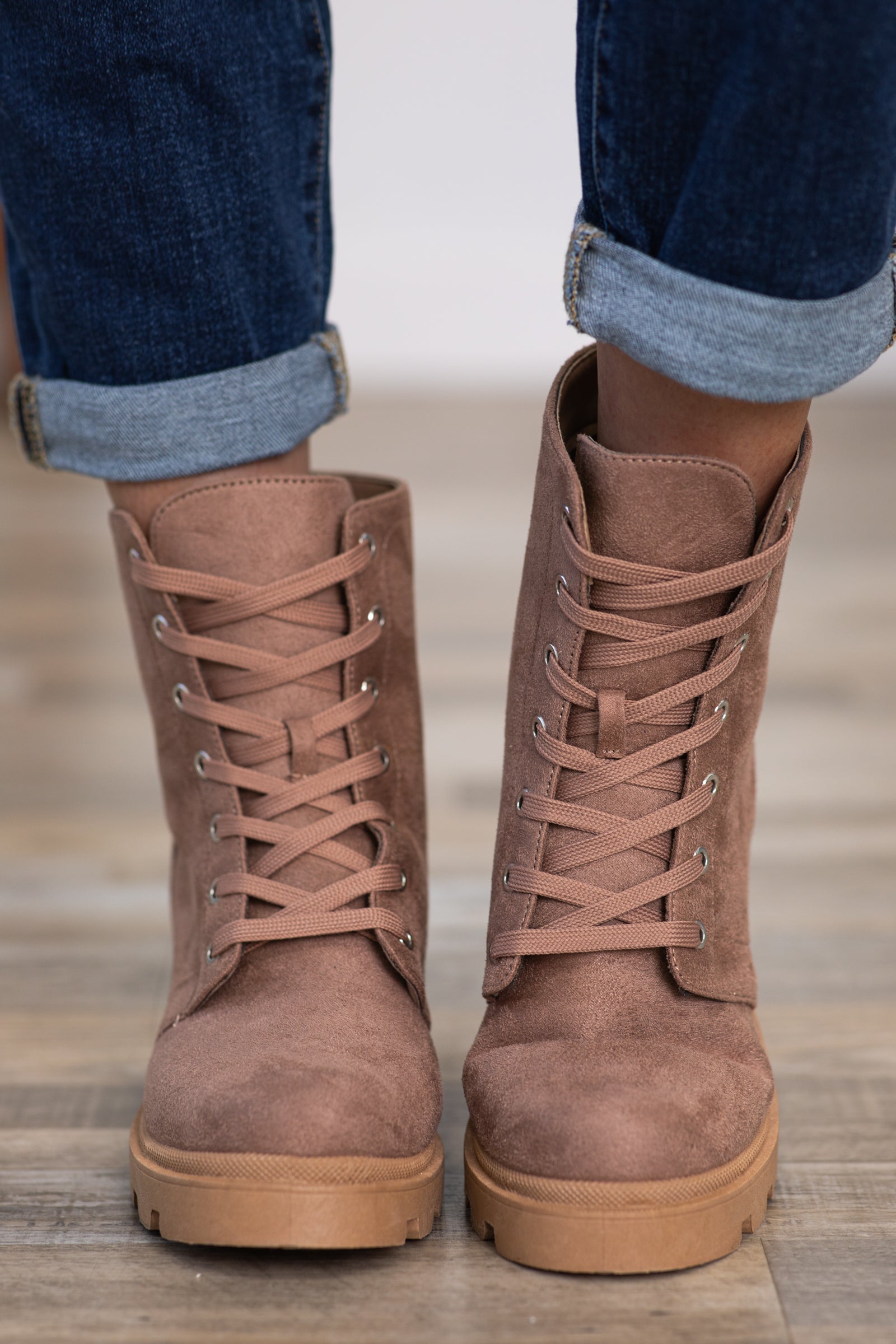 Mocha Lug Sole Lace Up Boots
