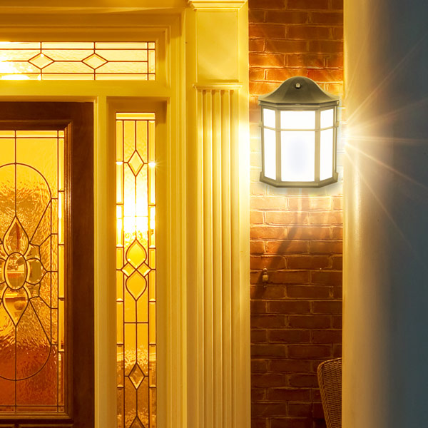 Maxxima Black Aluminum Outdoor LED Wall Pack Light with Dusk to Dawn Photocell Sensor， 1200 Lumens， 3000K， Decorative， Energy Star