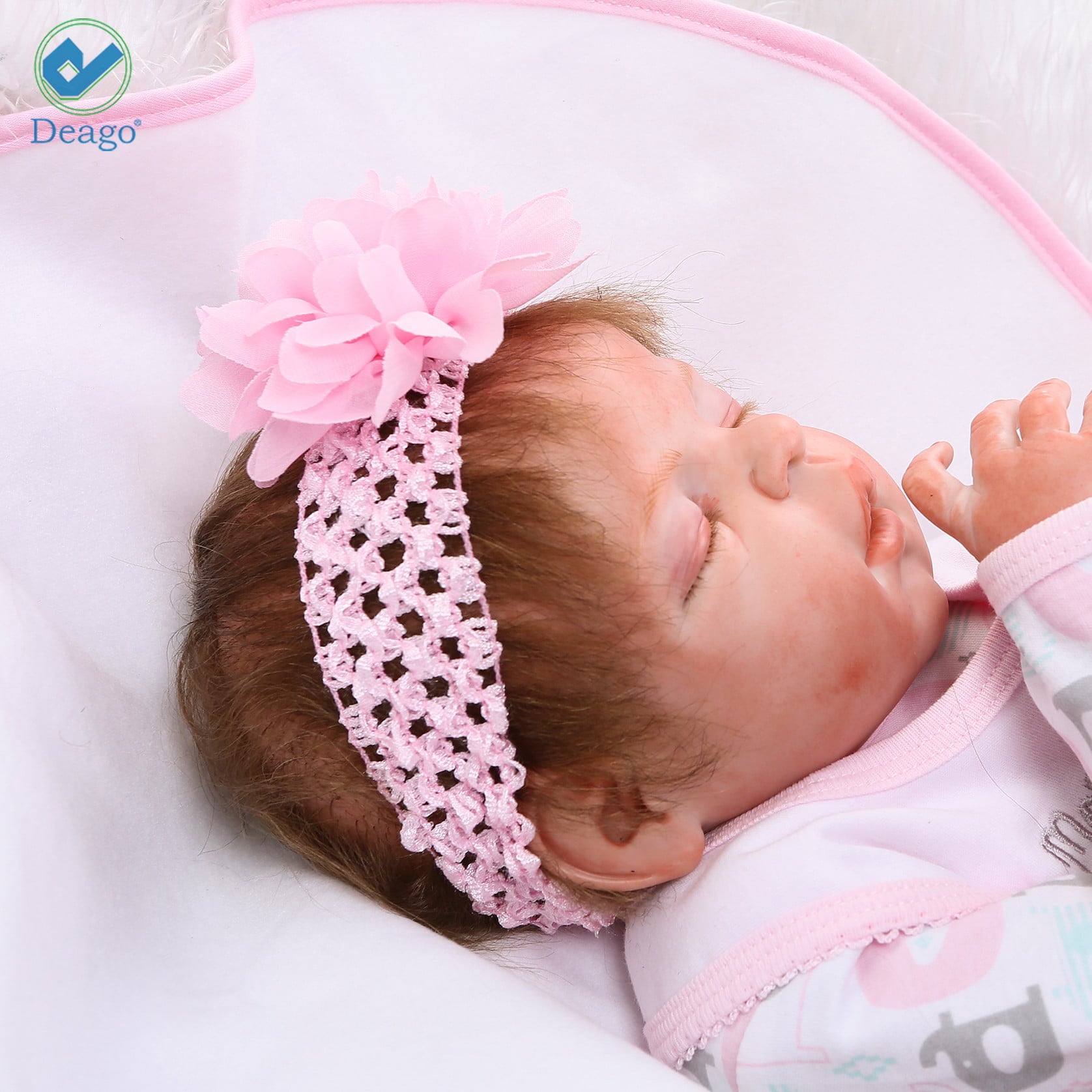 Deago Reborn Baby Dolls 22" Cute Realistic Soft Silicone Vinyl Dolls Newborn Baby dolls With Clothes