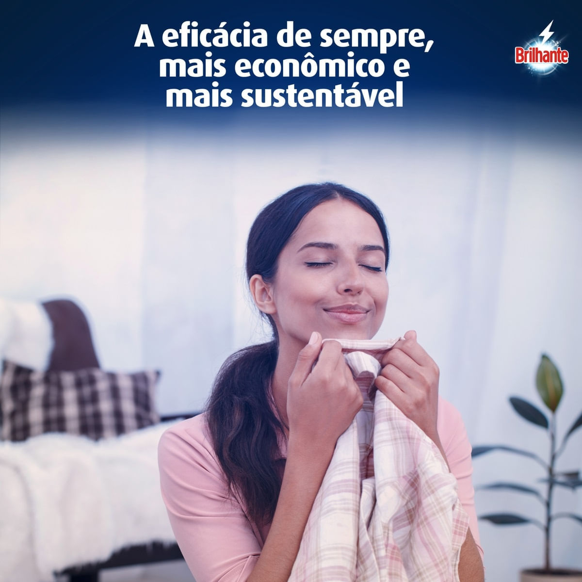 Lava Roupas Liquido Brilhante Limpeza Total 3L