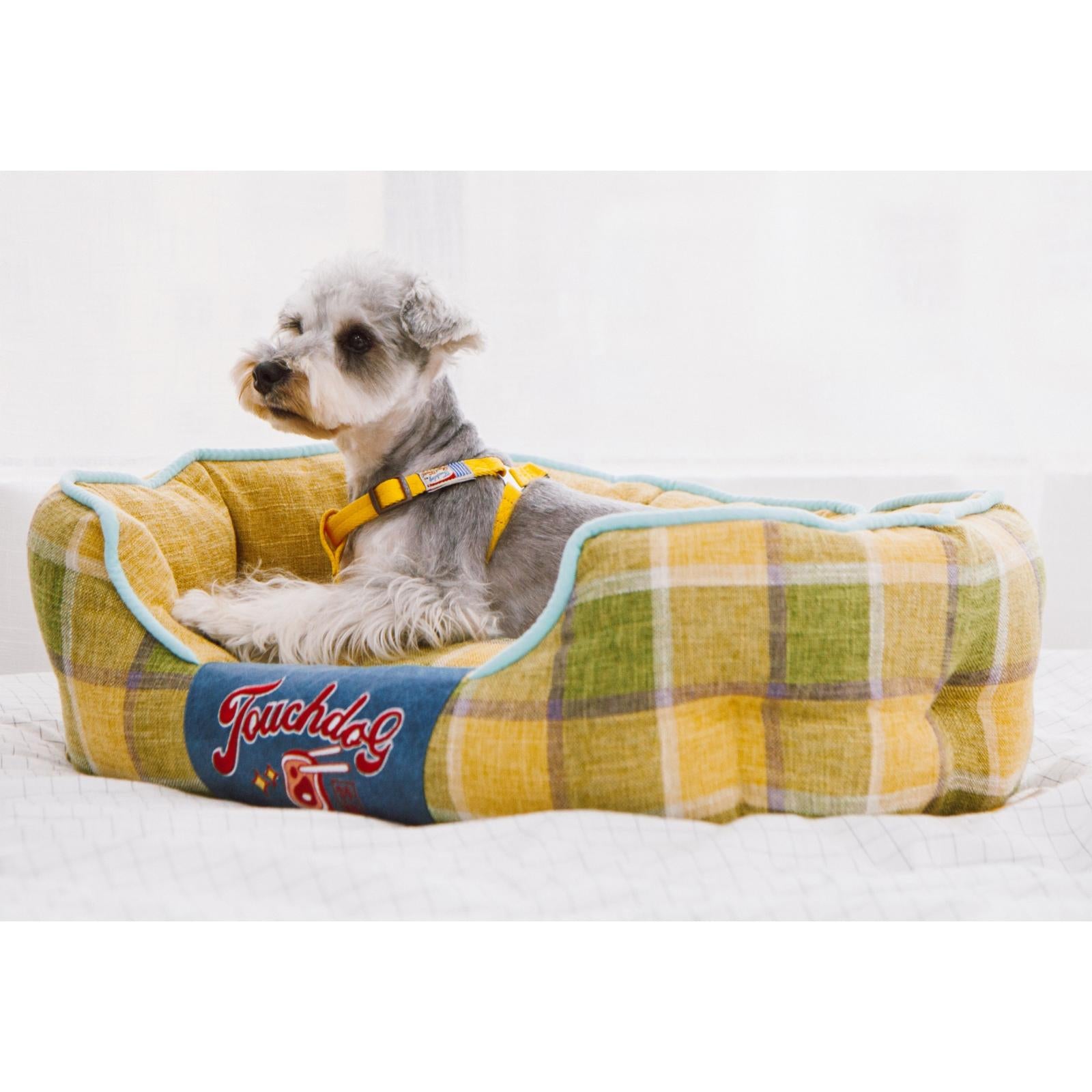 Touchdog 'Archi-Checked' Designer Plaid Oval Dog Bed