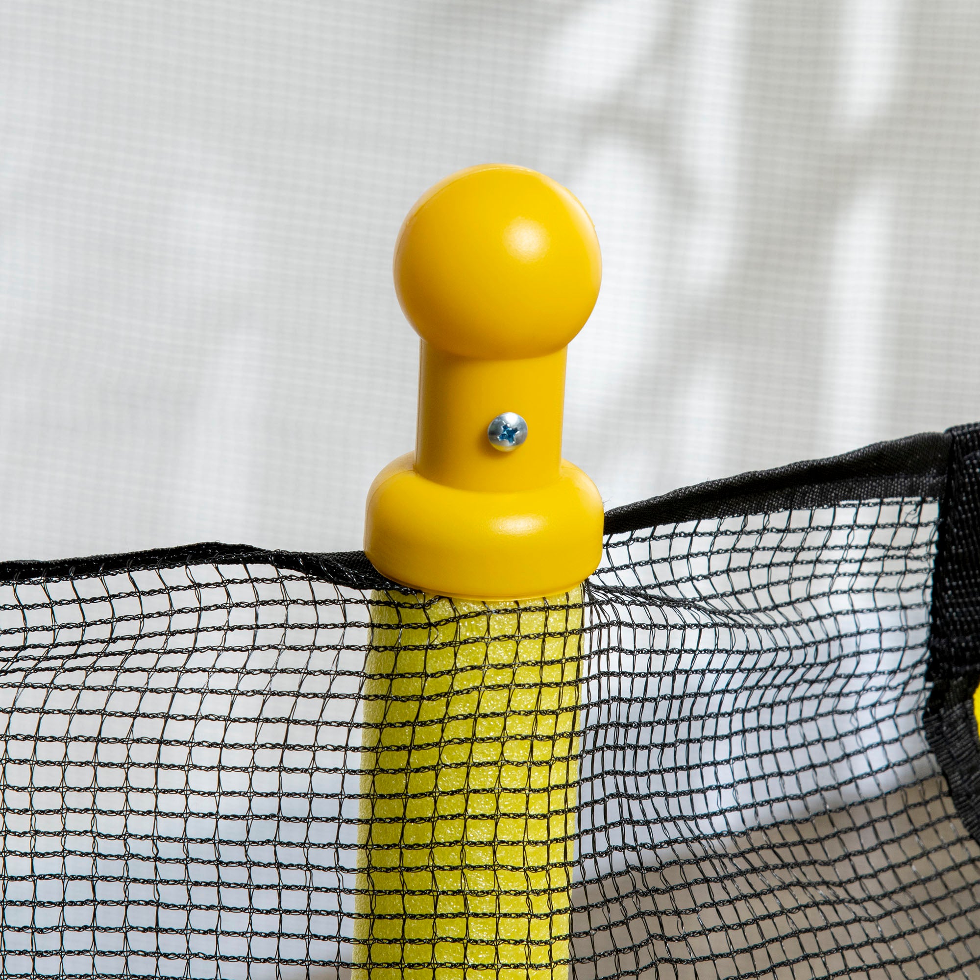 Qaba 4.6' Kids Trampoline with Basketball Hoop， Horizontal Bar， 55