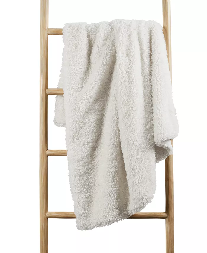Oake Faux Fur Throw， 50