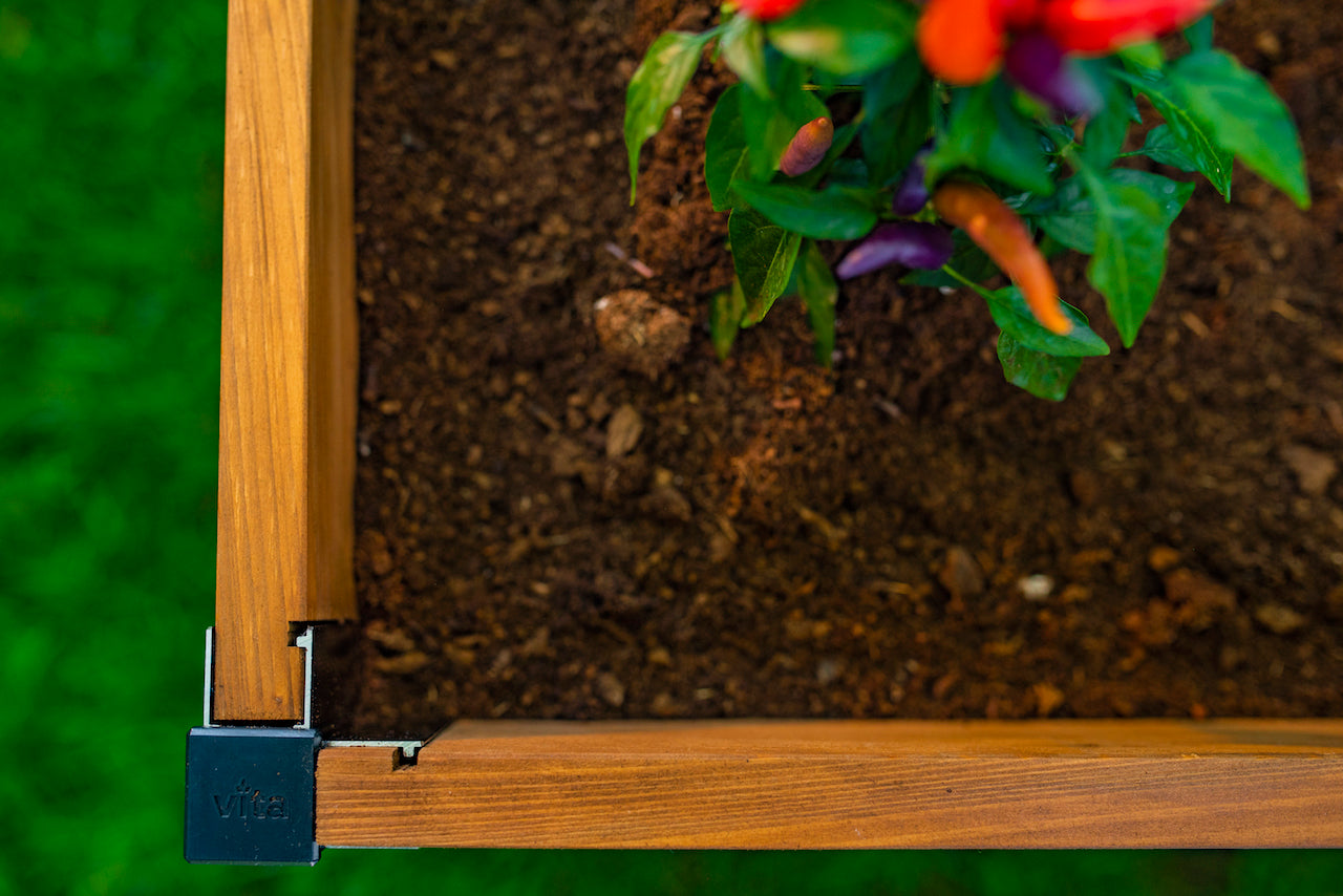 Vita Mezza 3'x5' Cedar Keyhole Garden, Golden Brown, VT17702