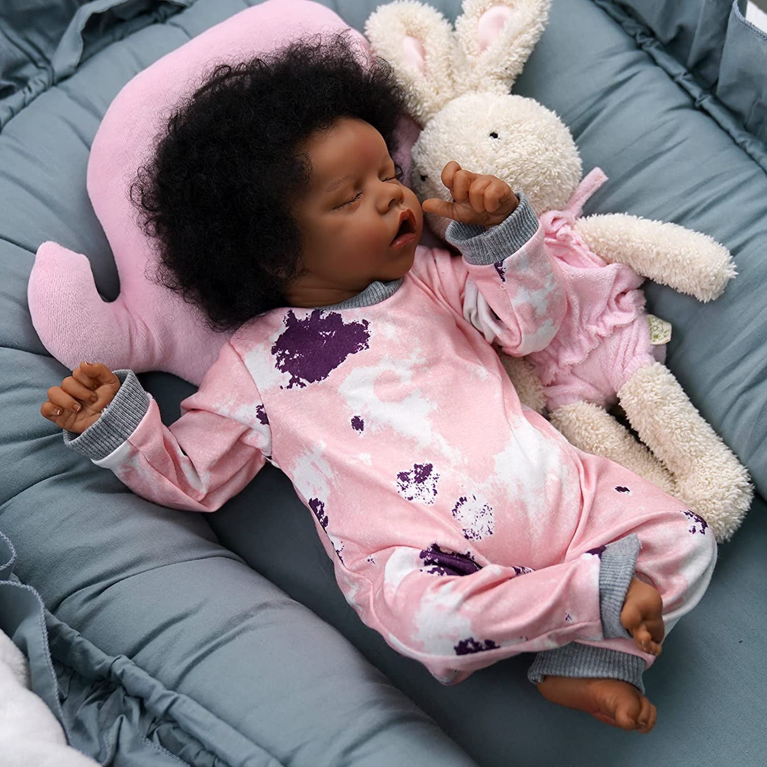 Reborn Baby Dolls Black 17 inch Realistic Newborn Baby Dolls African American Real Life Baby Dolls Cloth Body for Kids Age 3+