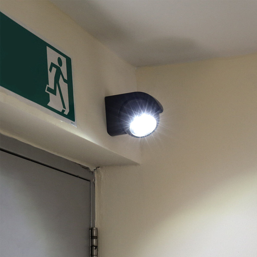 Willstar 1Pcs 360° Battery Operated Indoor Outdoor Garden Motion Sensor Security Led Light