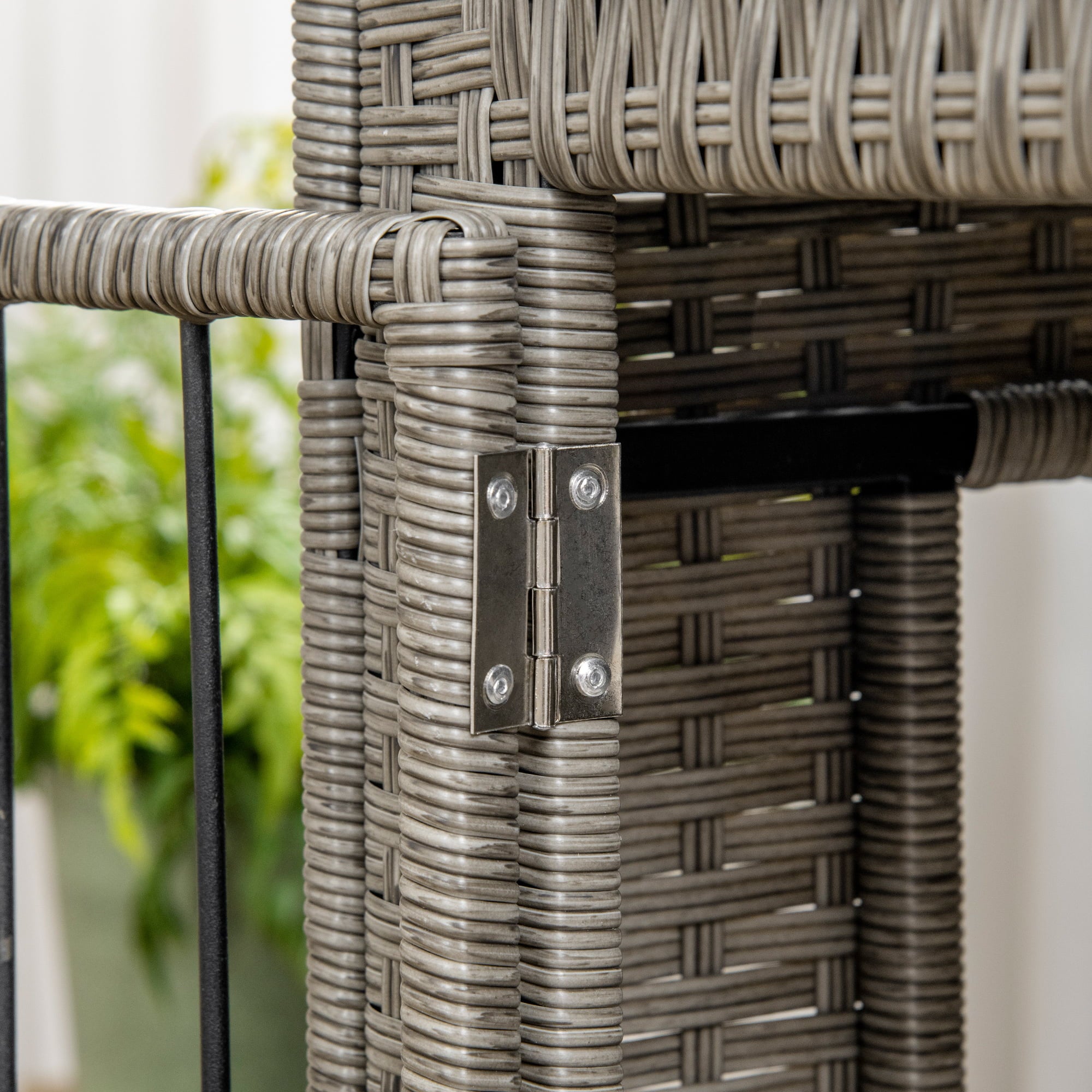 PawHut Rattan Dog Crate with Double Doors， Wicker Dog Cage with Large Entrance and Soft Washable Cushion， Dog Kennel Furniture for Medium to Large Sized Dogs， Grey