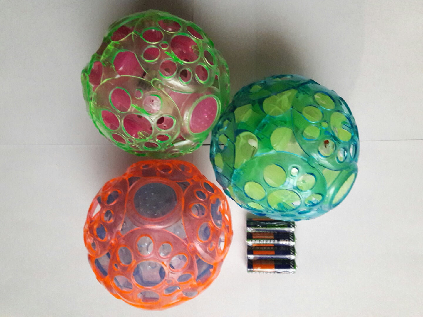 Light Up Led Flashing Vibrating Self Bouncing Fusion Astro Ball Sound BALL