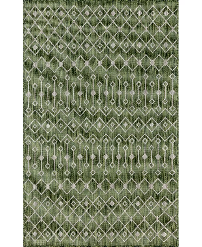 Bayshore Home Outdoor Pashio Pas7 Green 5' x 8' Area Rug