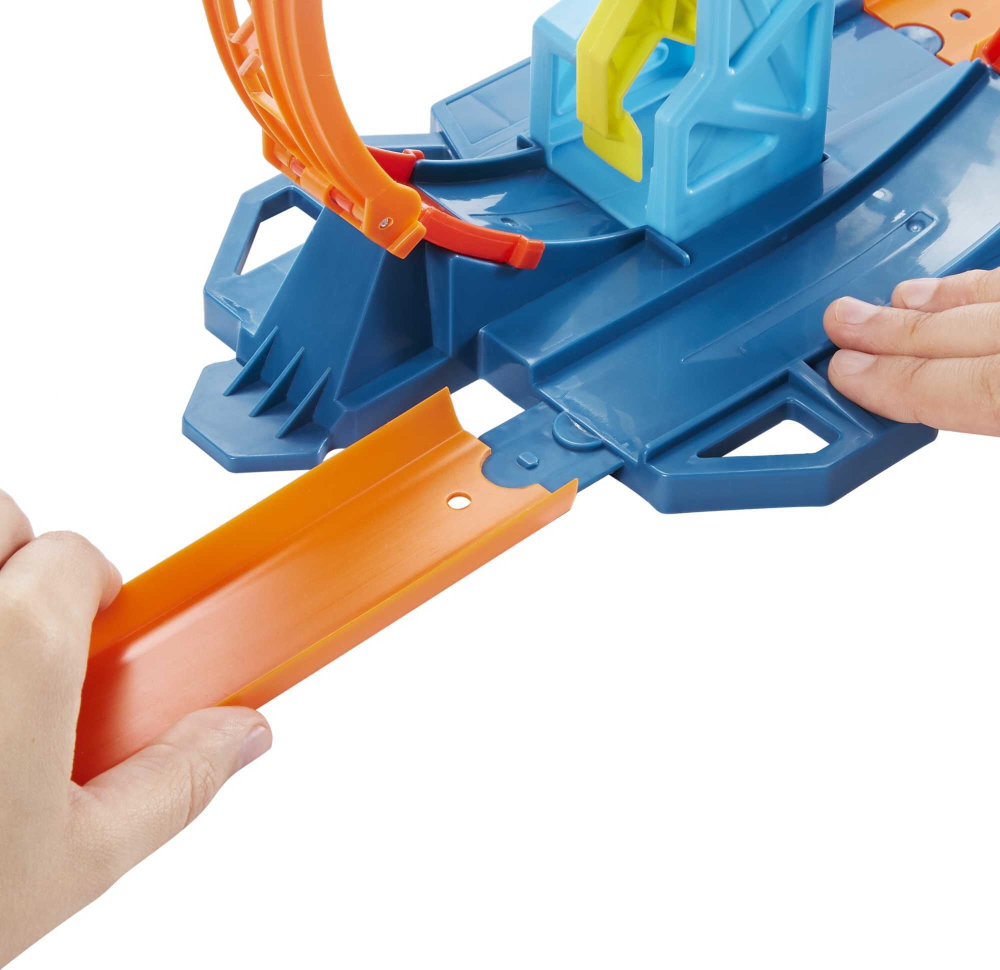 Hot Wheels Track Builder Unlimited Loop Kicker Pack