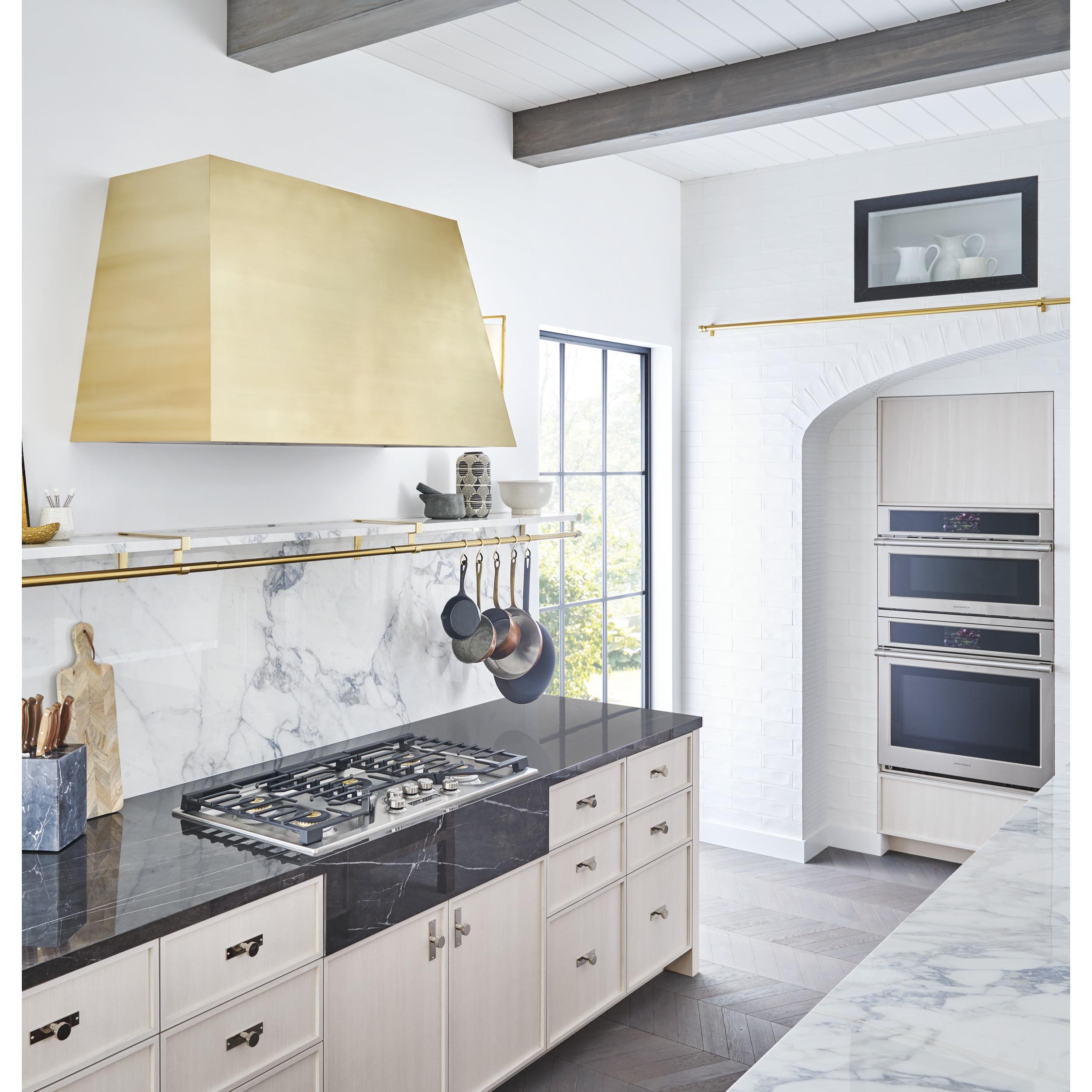 Monogram 30-inch, 5.0 cu.ft. Built-in Single Wall Oven with True European Convection ZTS90DPSNSS