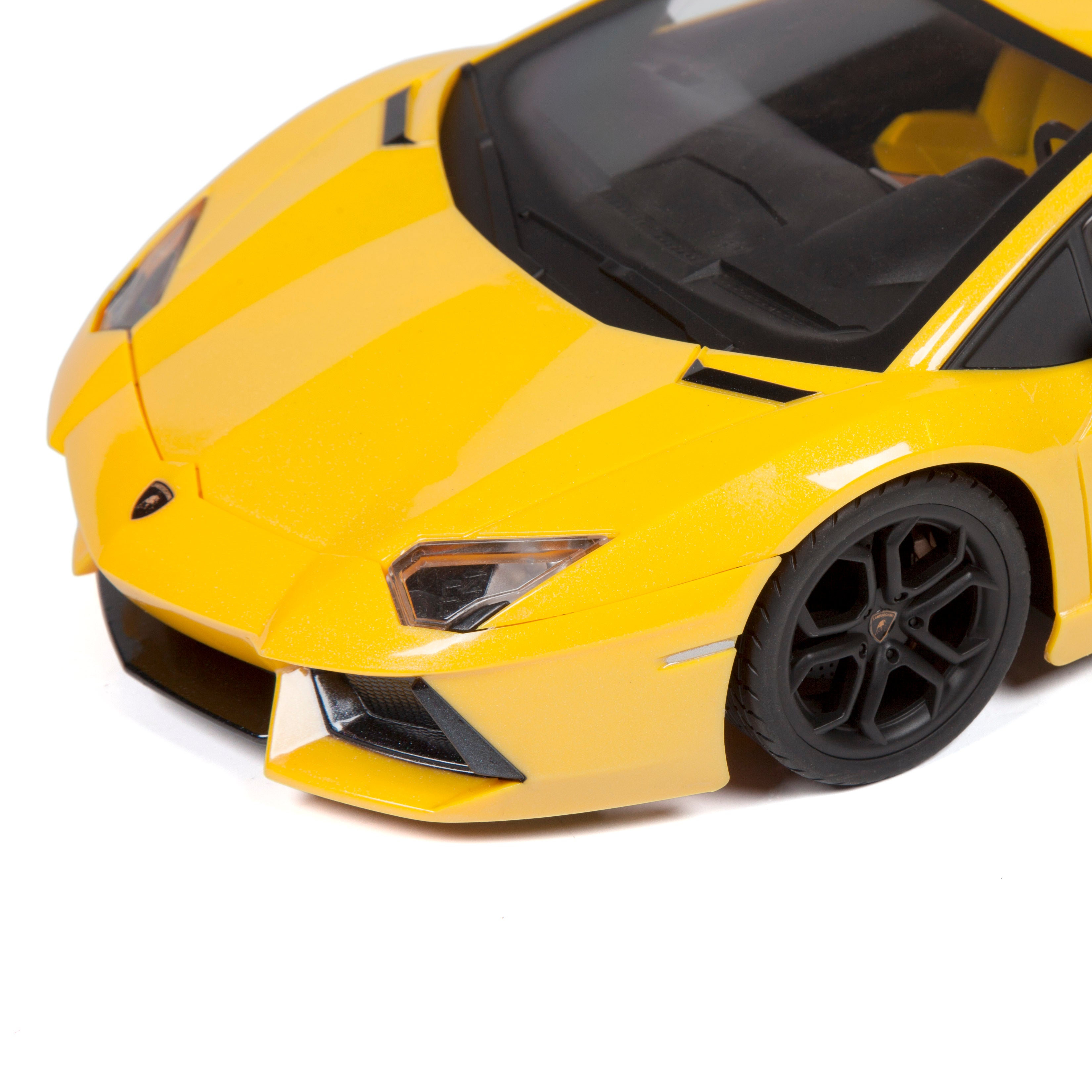 Lamborghini Aventador LP 700-4 1:12 Electric RC Car - Yellow