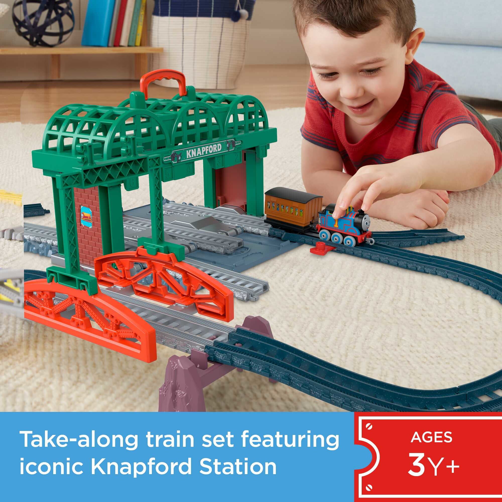 Thomas and Friends Knapford Station Track and Diecast Train Set， 2-in-1 Playset and Storage Case