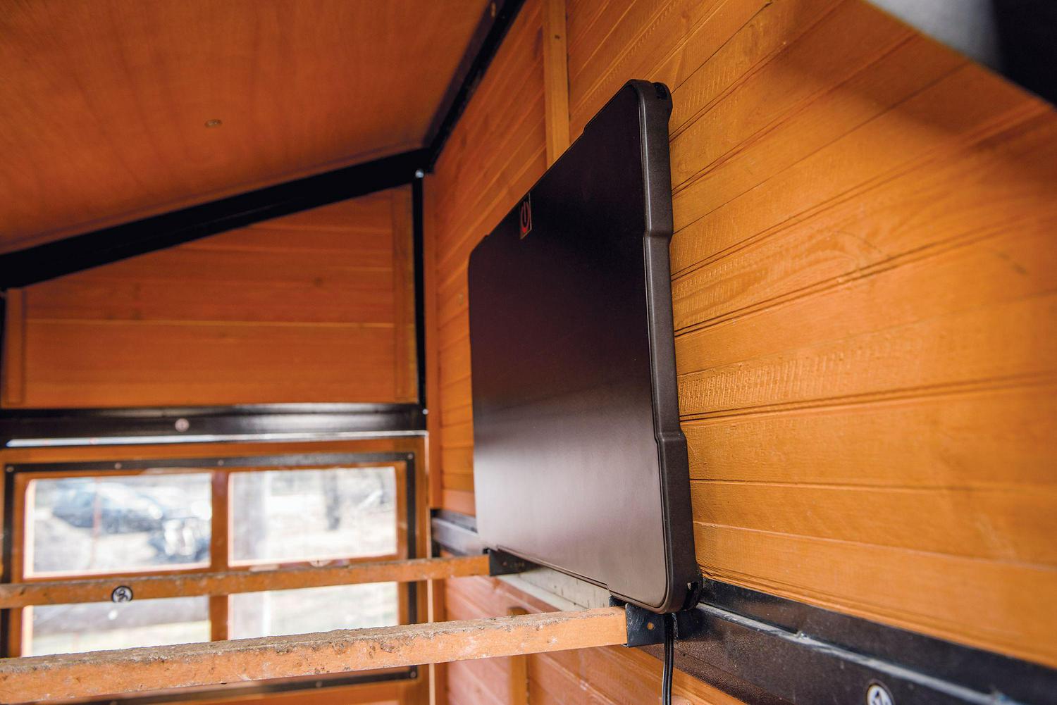 Producer's Pride Brooder And Coop Heater