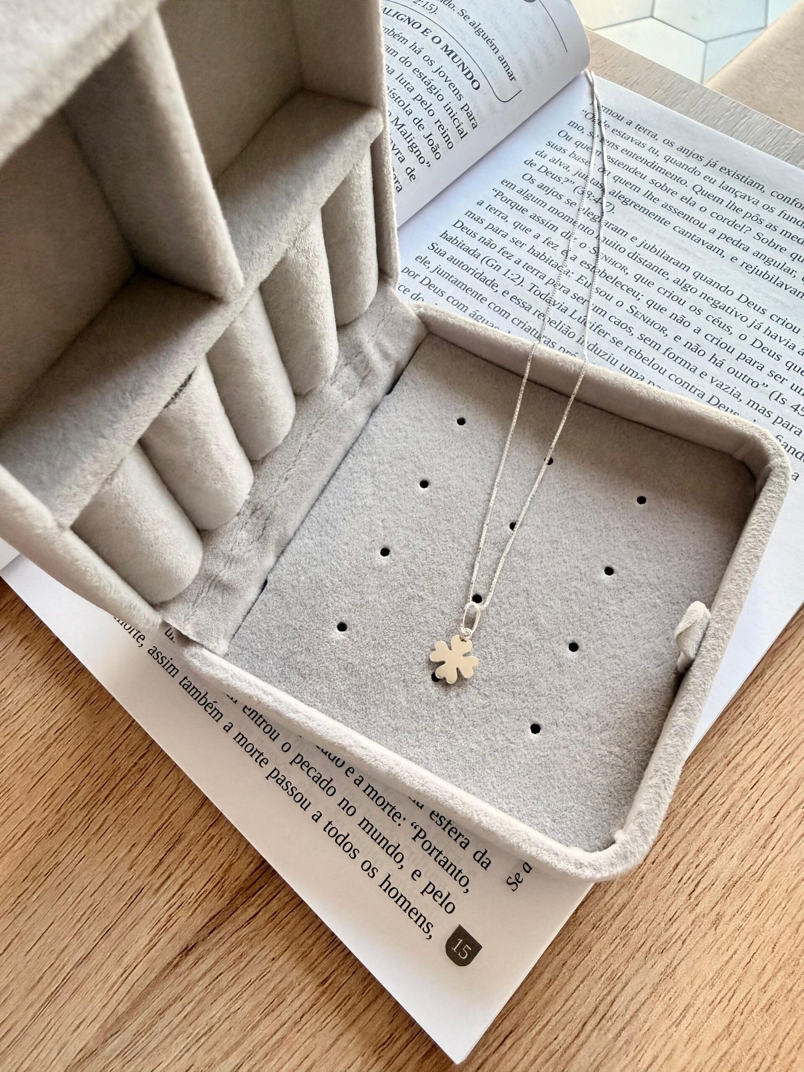 Colar Pingt. Trevo Cheio