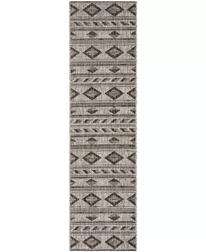 Safavieh Courtyard Grey and Black 2'3