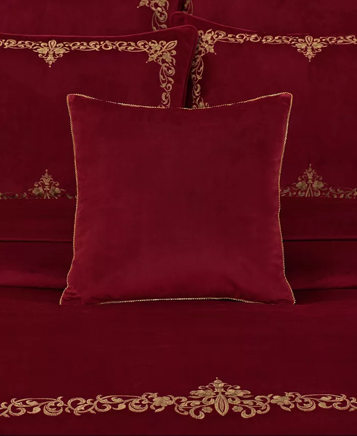J Queen New York Noelle Embellished Decorative Pillow， 18