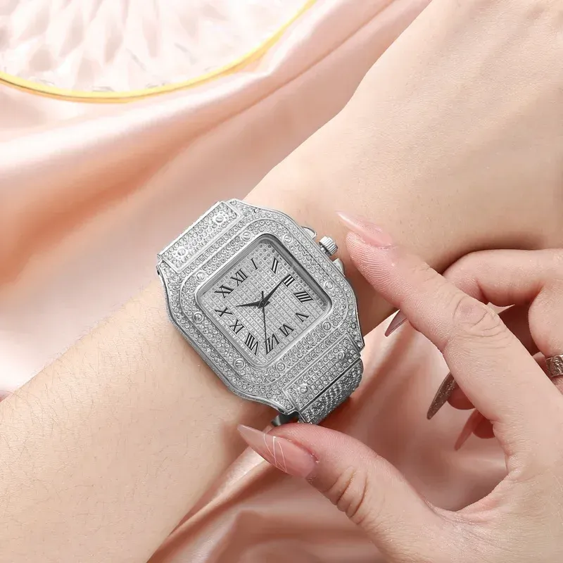 LIUYANGTIAN Luxury Casual Women Quartz Diamond Setting Wristwatch Waterproof Women Watch for Female Watches Alloy Wrist Bracelet Classic