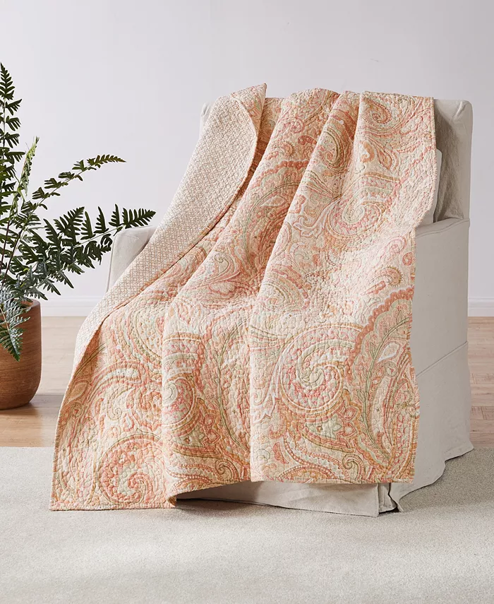 Levtex Spruce Coral Quilted Throw， 50