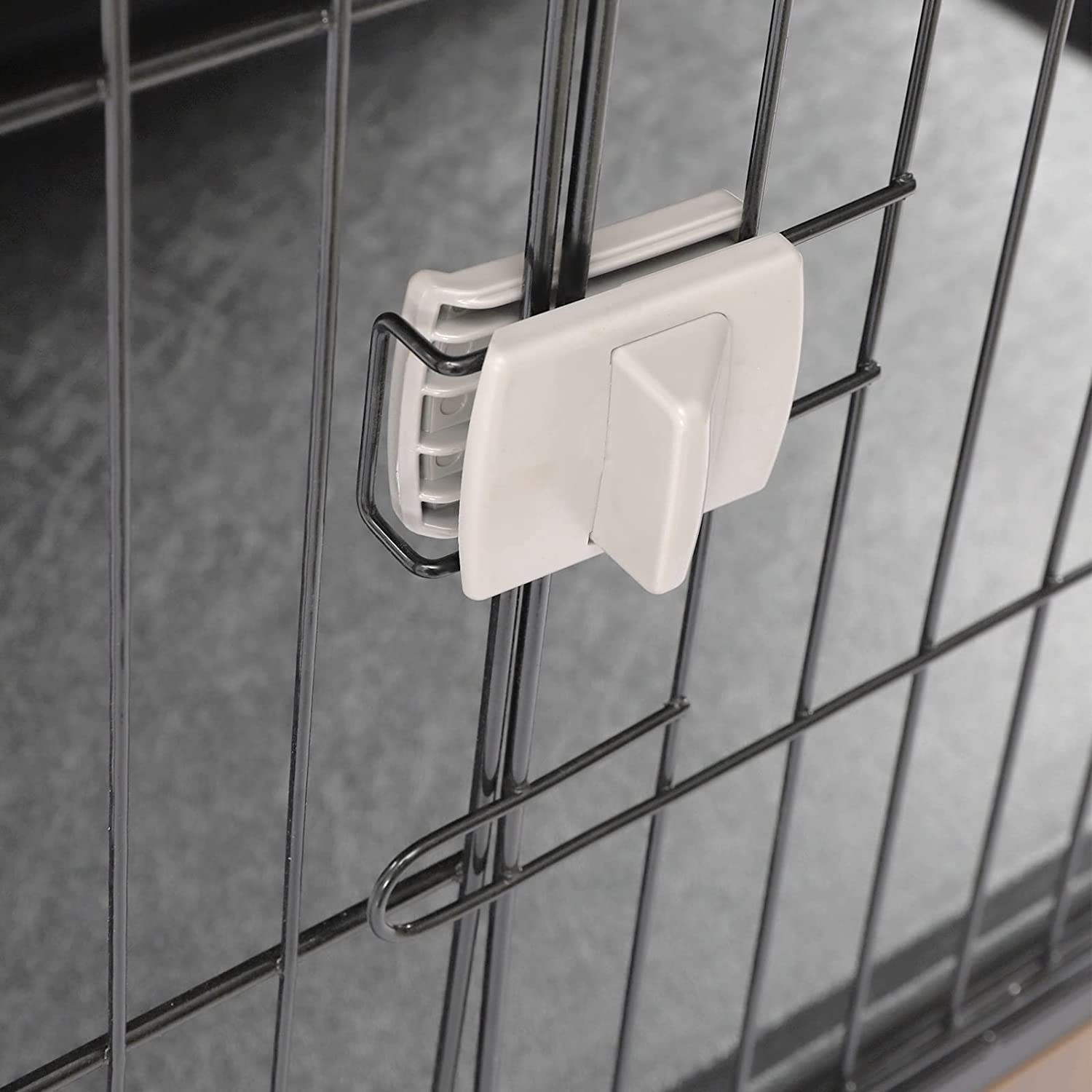 Miumaeov Dog Crate With A Spacious Top， Brown Furniture-style Crates with Wheels， Indoor Dog Kennel， Metal Dog House， Dog Cage with Tray， 38.6 * 25.2 * 30.1in