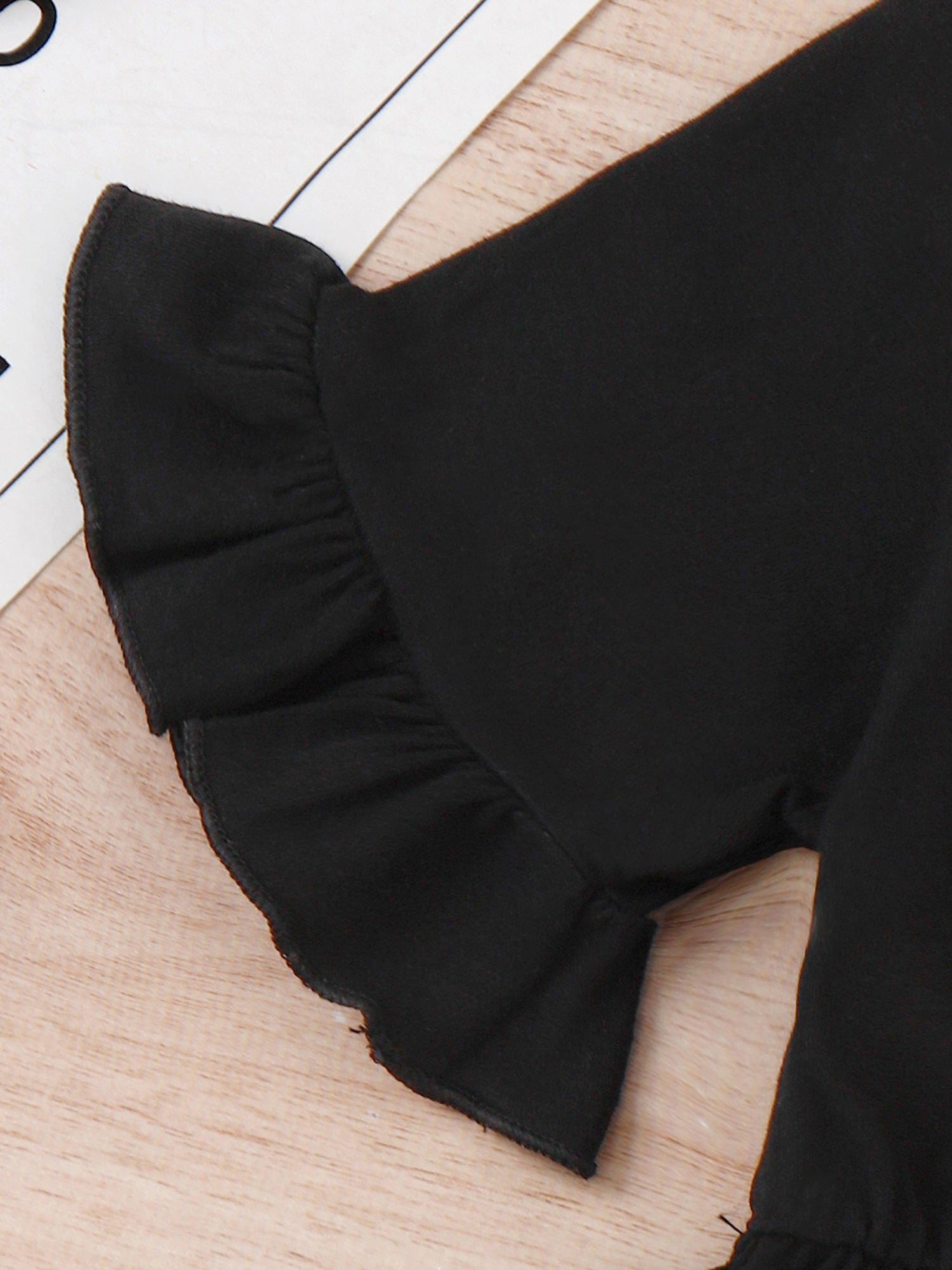 Peyakidsaa Kid Baby Girls Pants Set Short Sleeve Ruffled T-shirt with Bull/Cow Pattern Flare Pants and Headband