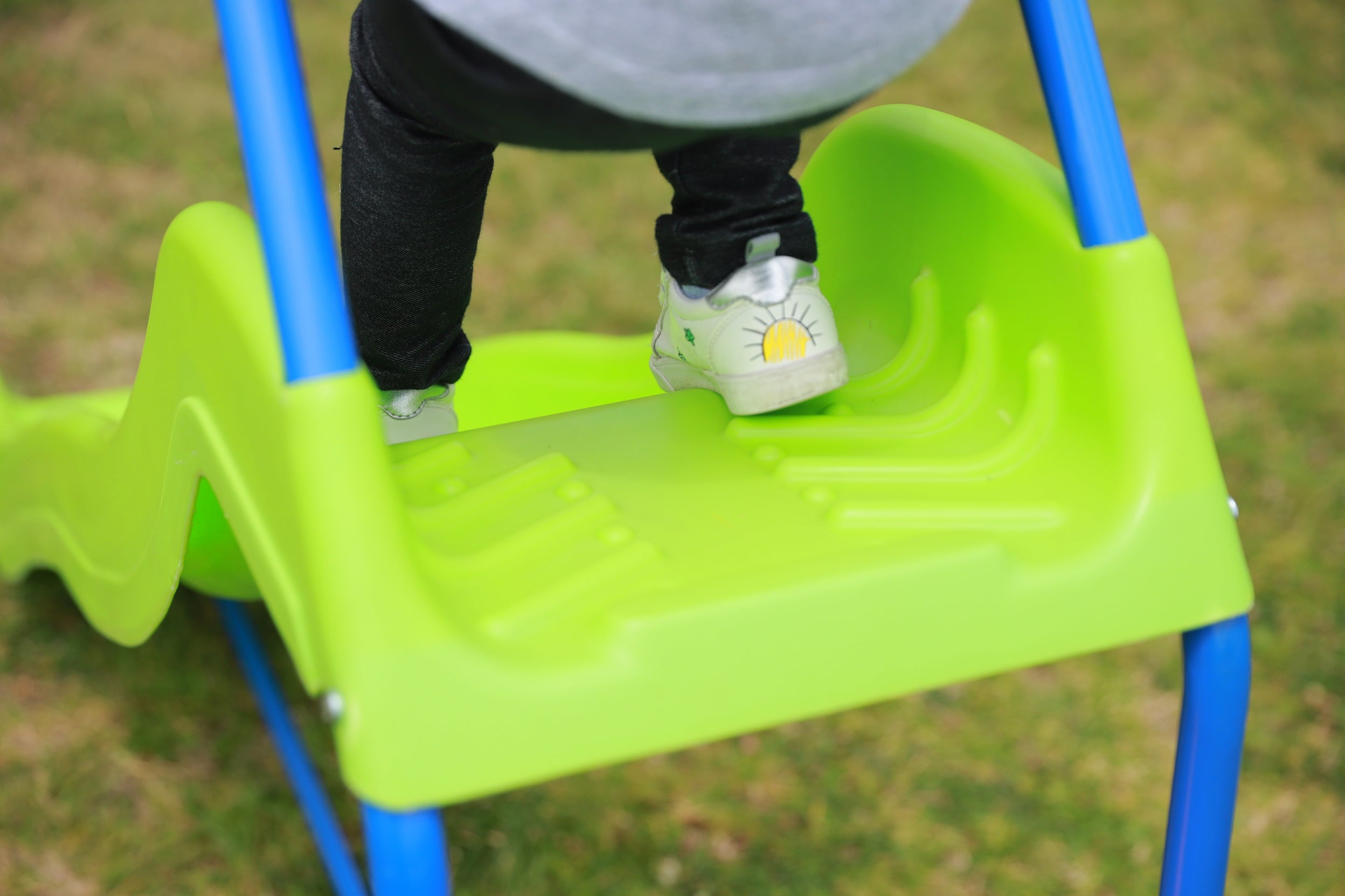 Platports Kids 6' Outdoor Freestanding Playground Slide for Children