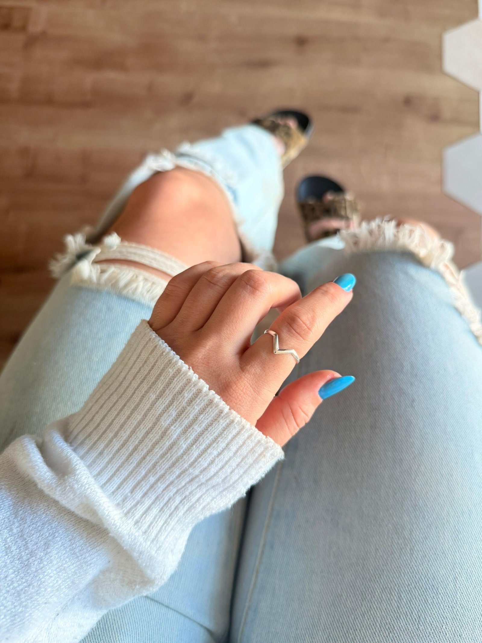 Anel Em V (Inspiração Vivara)