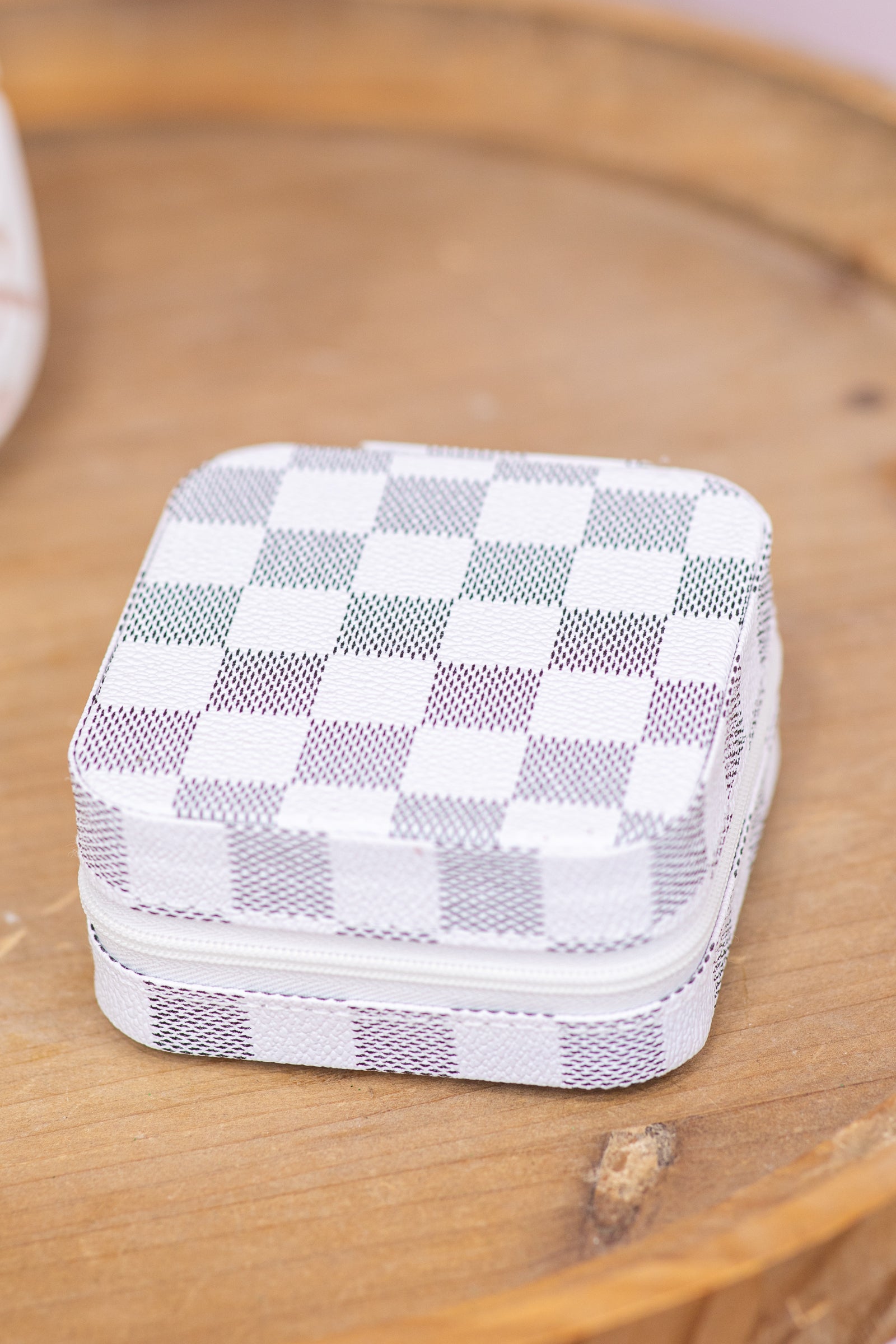 White and Black Geometric Jewelry Box
