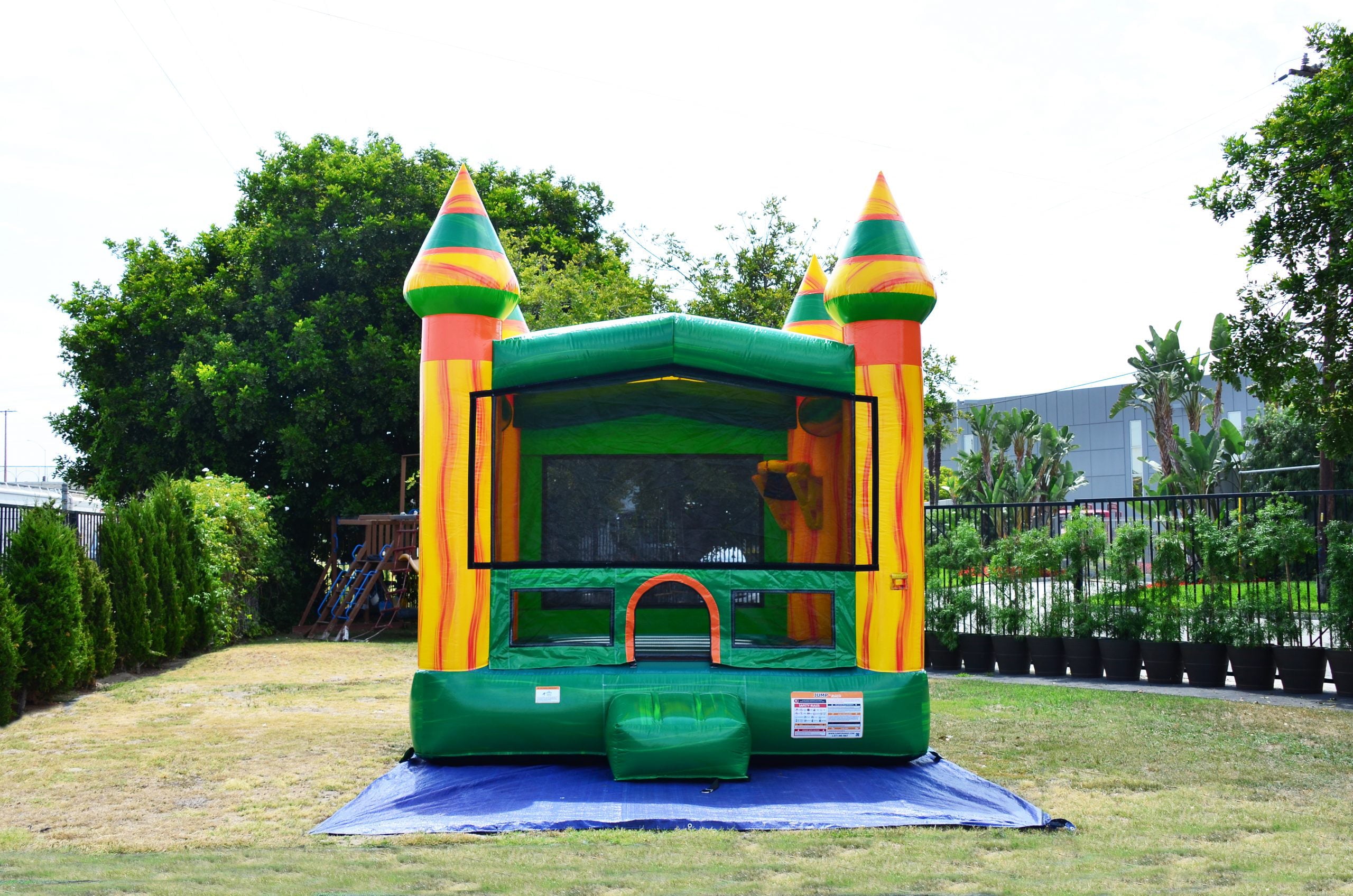JumpOrange Castle Commercial Grade Bounce House Inflatable 13'x13' (with Blower)， for Kids and Adults， 100% PVC Vinyl， Outdoor Indoor Use