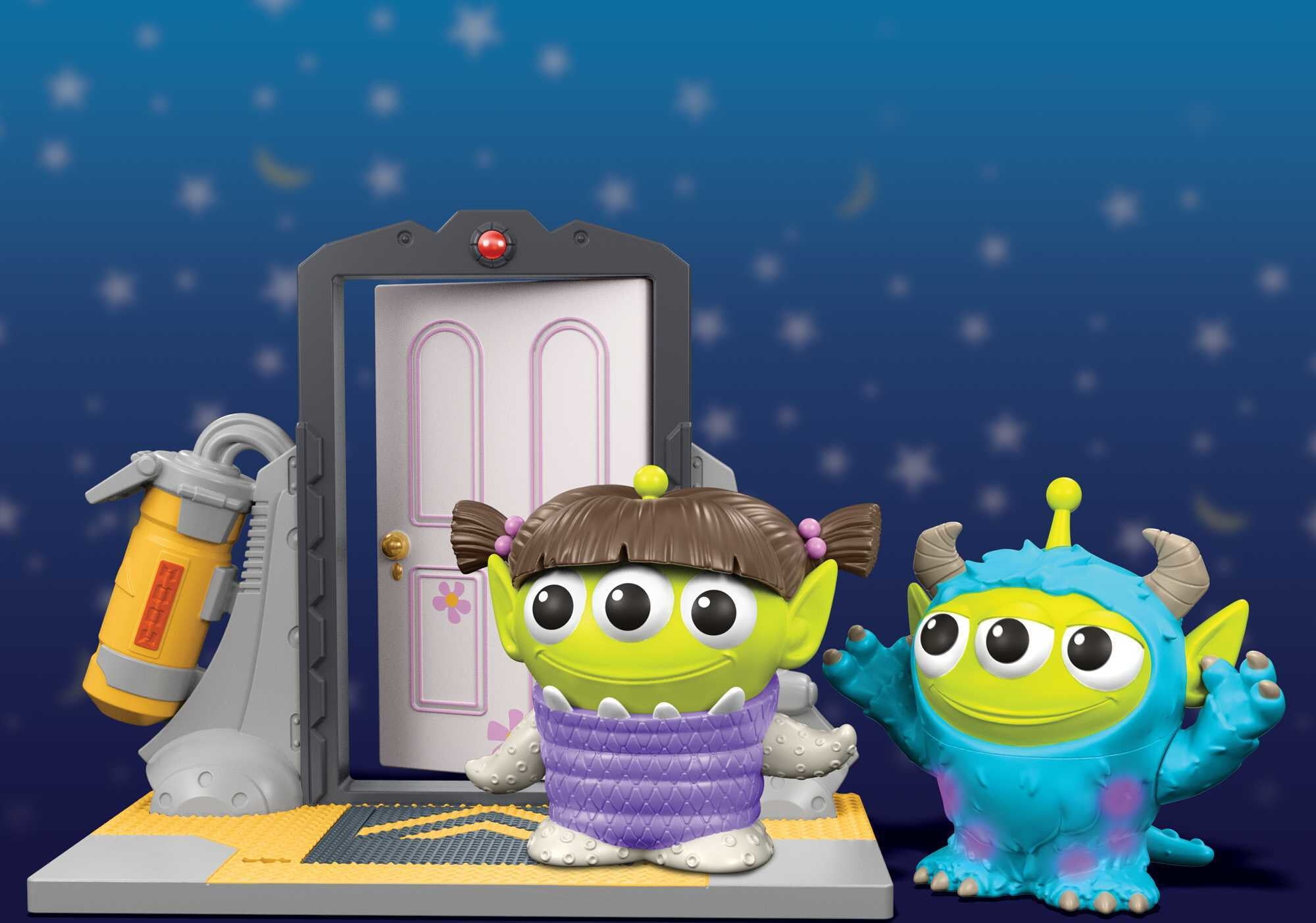 Pixar Alien Remix Boo's Door Pack， 2 Mashup Figures and Door Accessory， Toy Story and Monsters Inc， 3 in