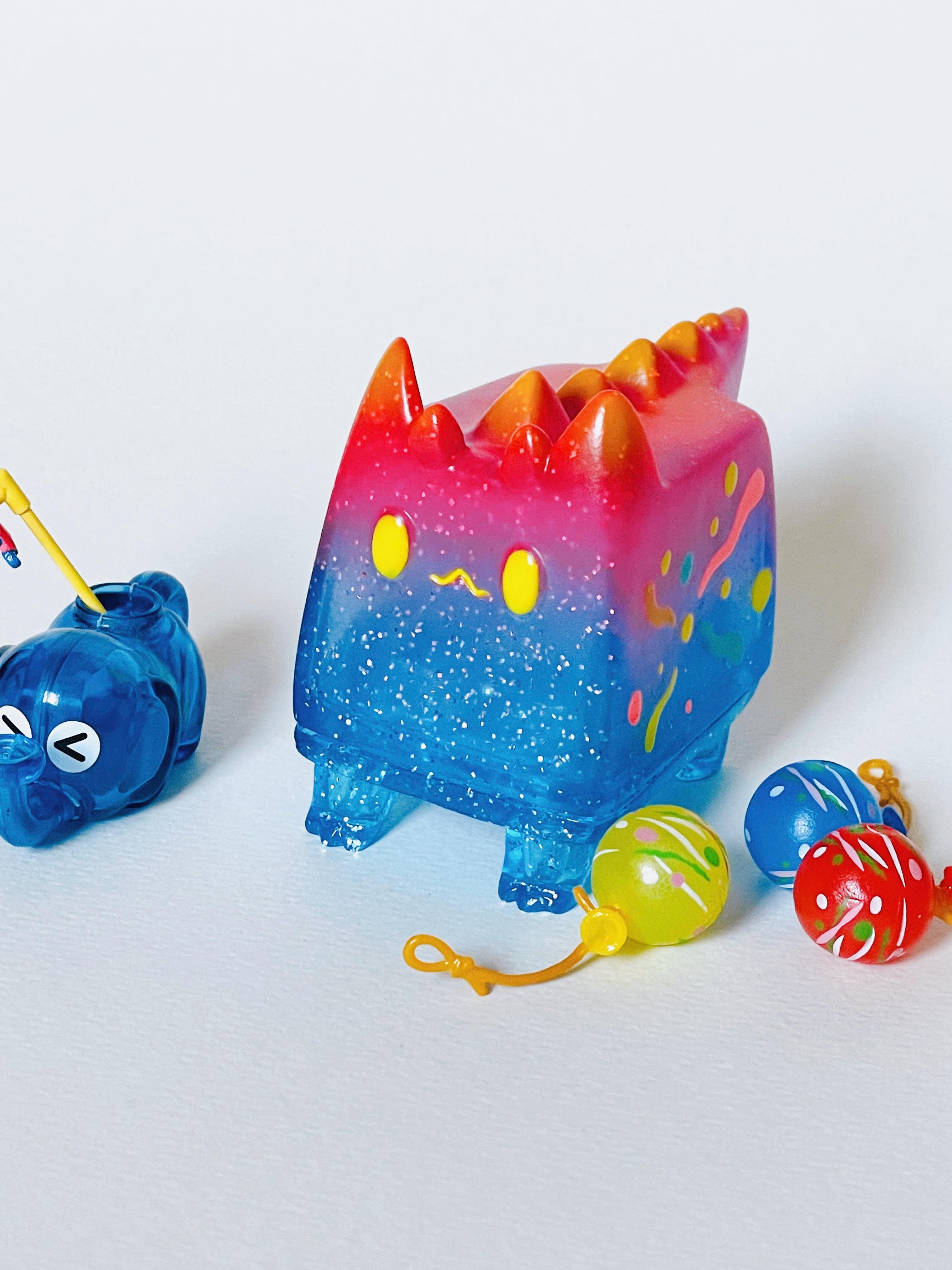 Box Cat - kakigori and fireworks by Rato Kim
