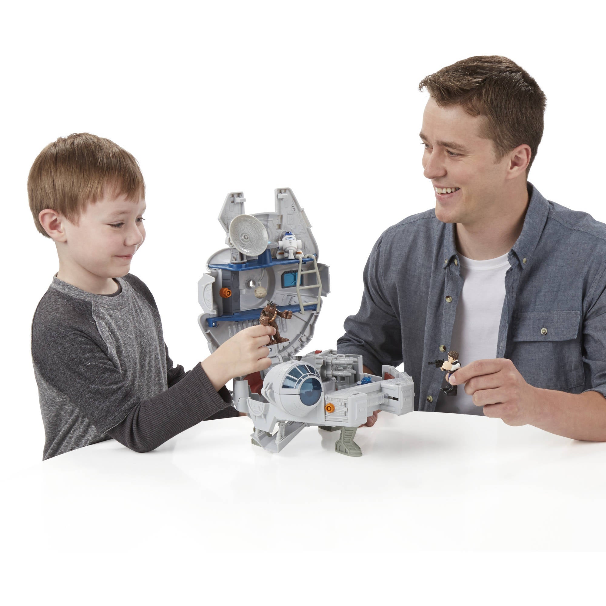 Galactic Heroes Star Wars Millennium Falcon Playset