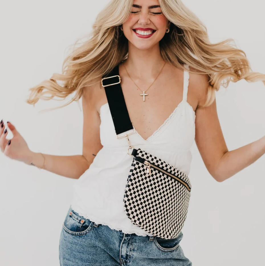 PRE-ORDER Westlyn Woven Bum Bag shipping apx 4/30