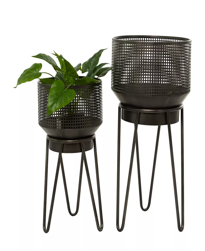 Novogratz Collection  Black Metal Indoor Outdoor Planter with Removable Stand Set of 2