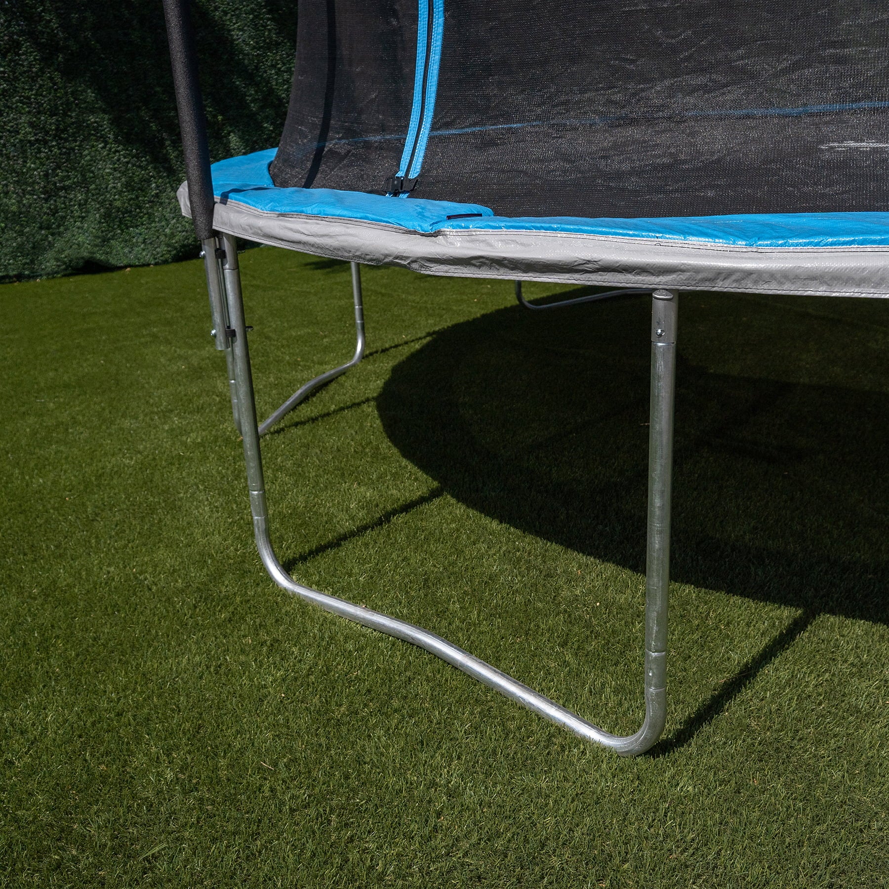 Bounce Pro 14ft Trampoline And Enclosure With Basketball Hoop， Blue