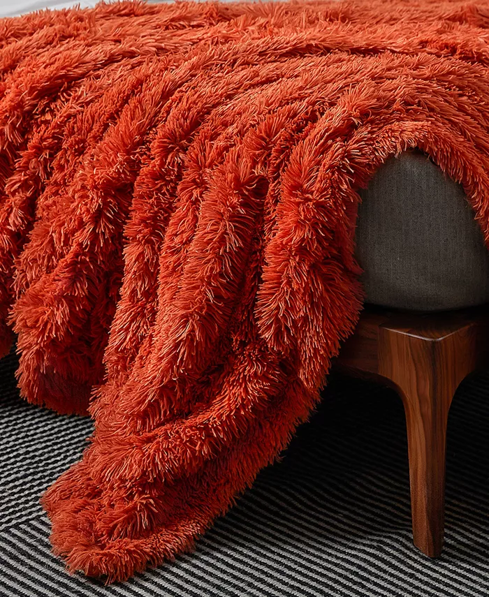Cheer Collection Soft and Fuzzy Reversible Shaggy Throw， 60