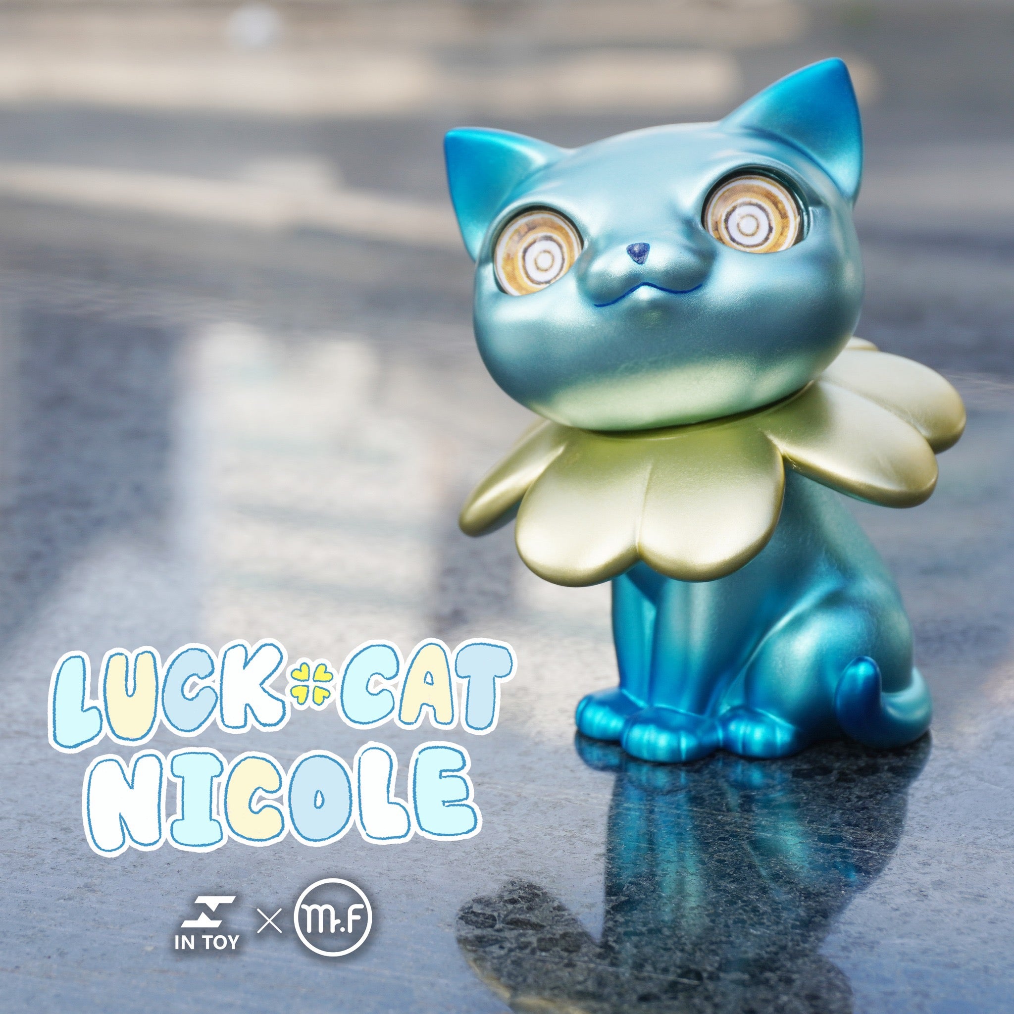 INTOY Luck Cat-Amy .Ver