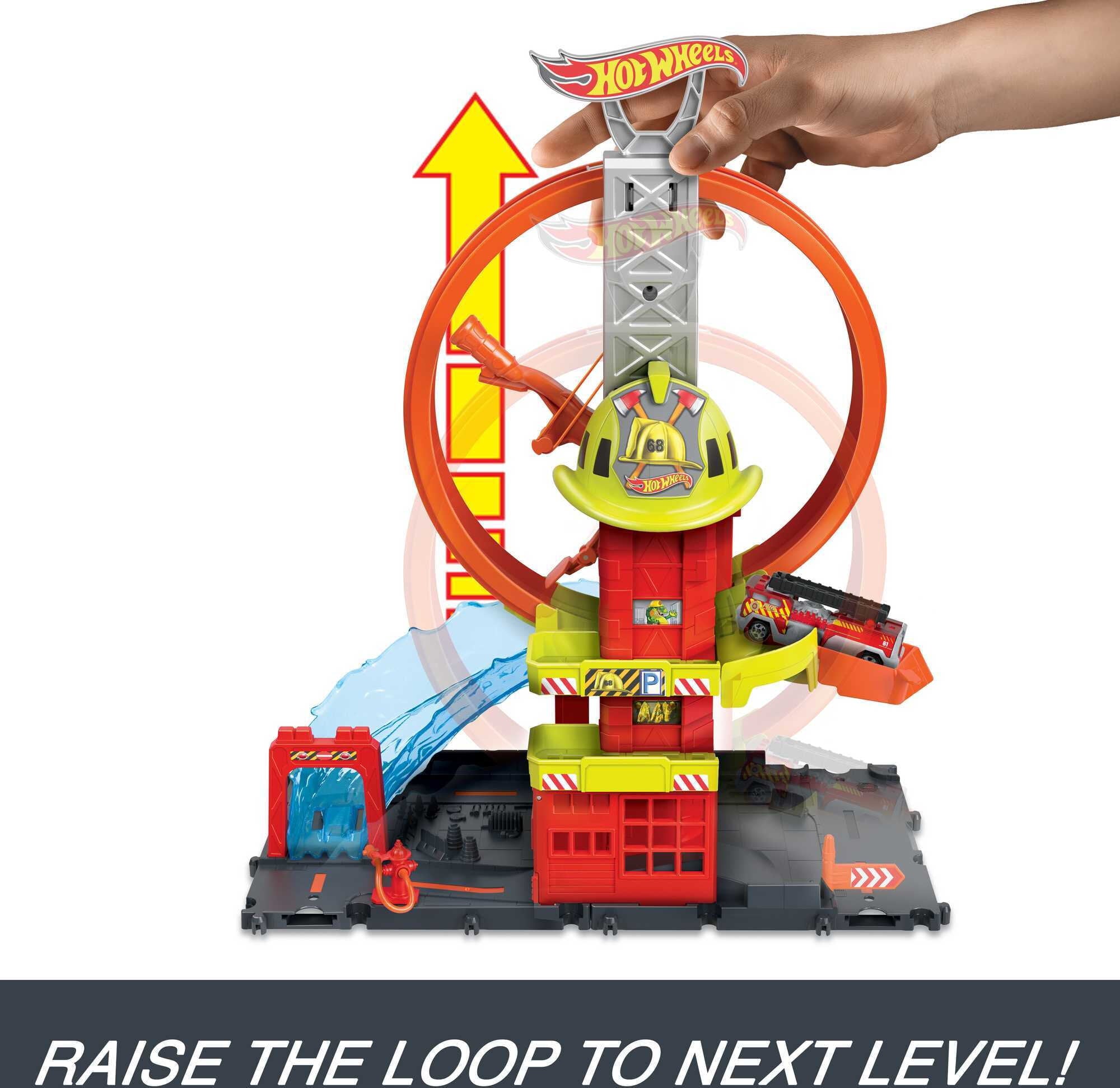 Hot Wheels City Super Loop Fire Station Playset and 1 Toy Firetruck in 1:64 Scale