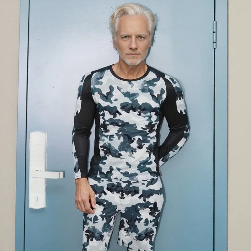 Conjunto Esportivo IronMan™ com Camiseta, Calça e Shorts de Compressão / Performance Máxima e Estilo Militar para Treinos Sem Limites!