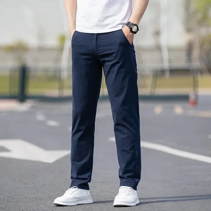 Calça em Sarja Leonardo™ com Tecido Premium e Corte Reto / Minimalismo Refinado e Conforto de Alta Classe!