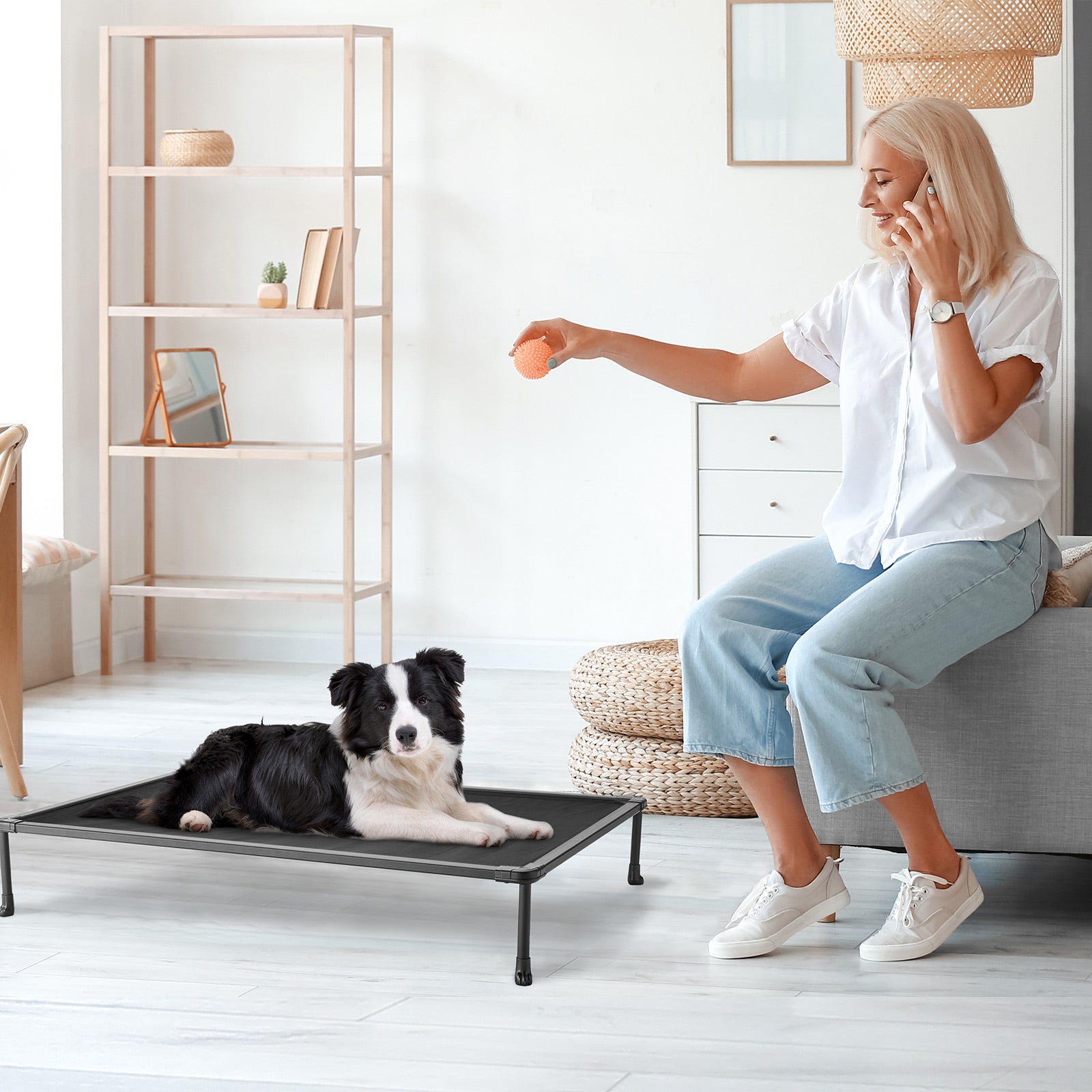 Veehoo Chewproof Dog Bed， Cooling Raised Dog Cots with Black Metal Frame， Medium， Black