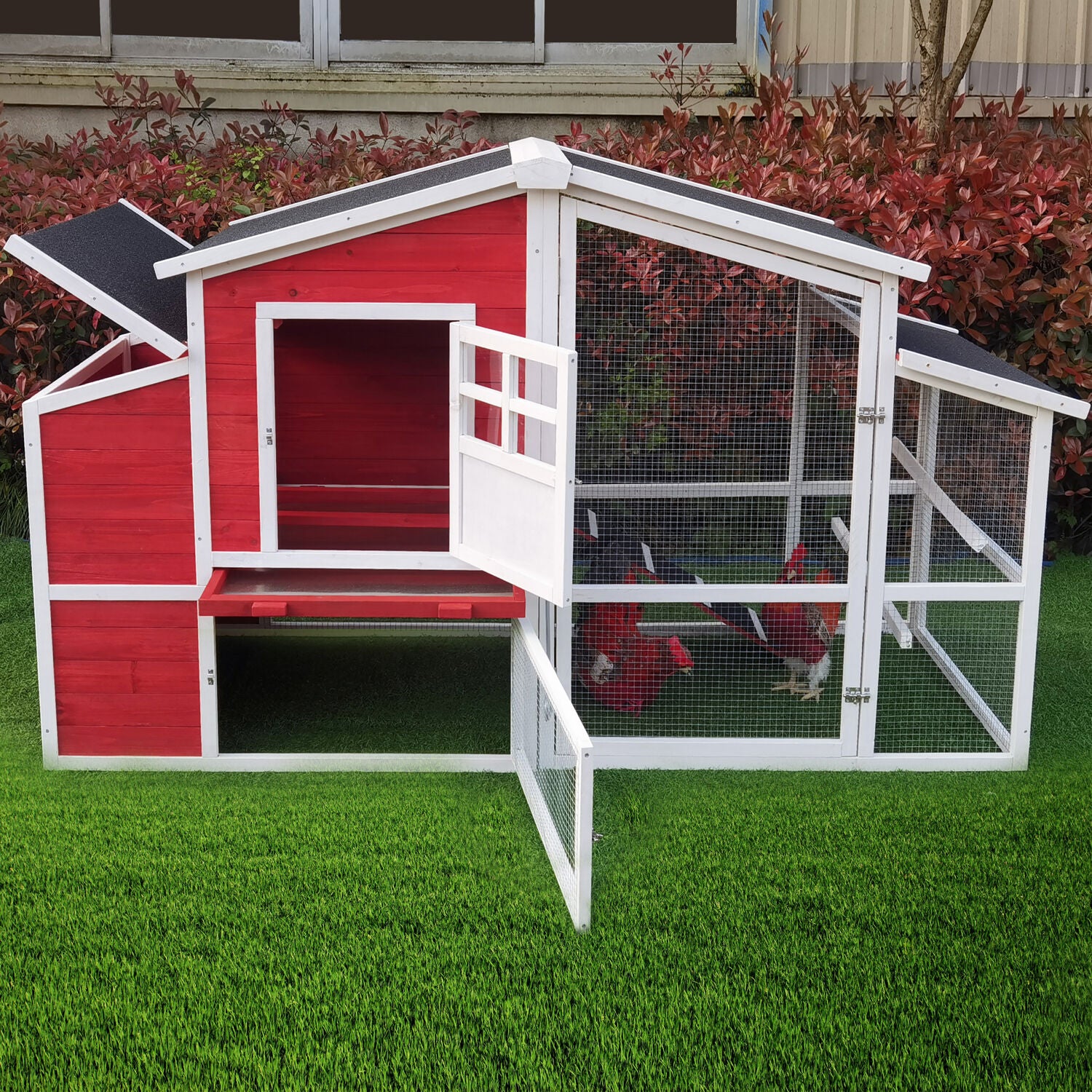Hanover Outdoor Elevated Wooden Chicken Coop with Ramp， Wire Mesh Run， Waterproof Roof， Removable Tray， and External Door- HANCC0105-RED