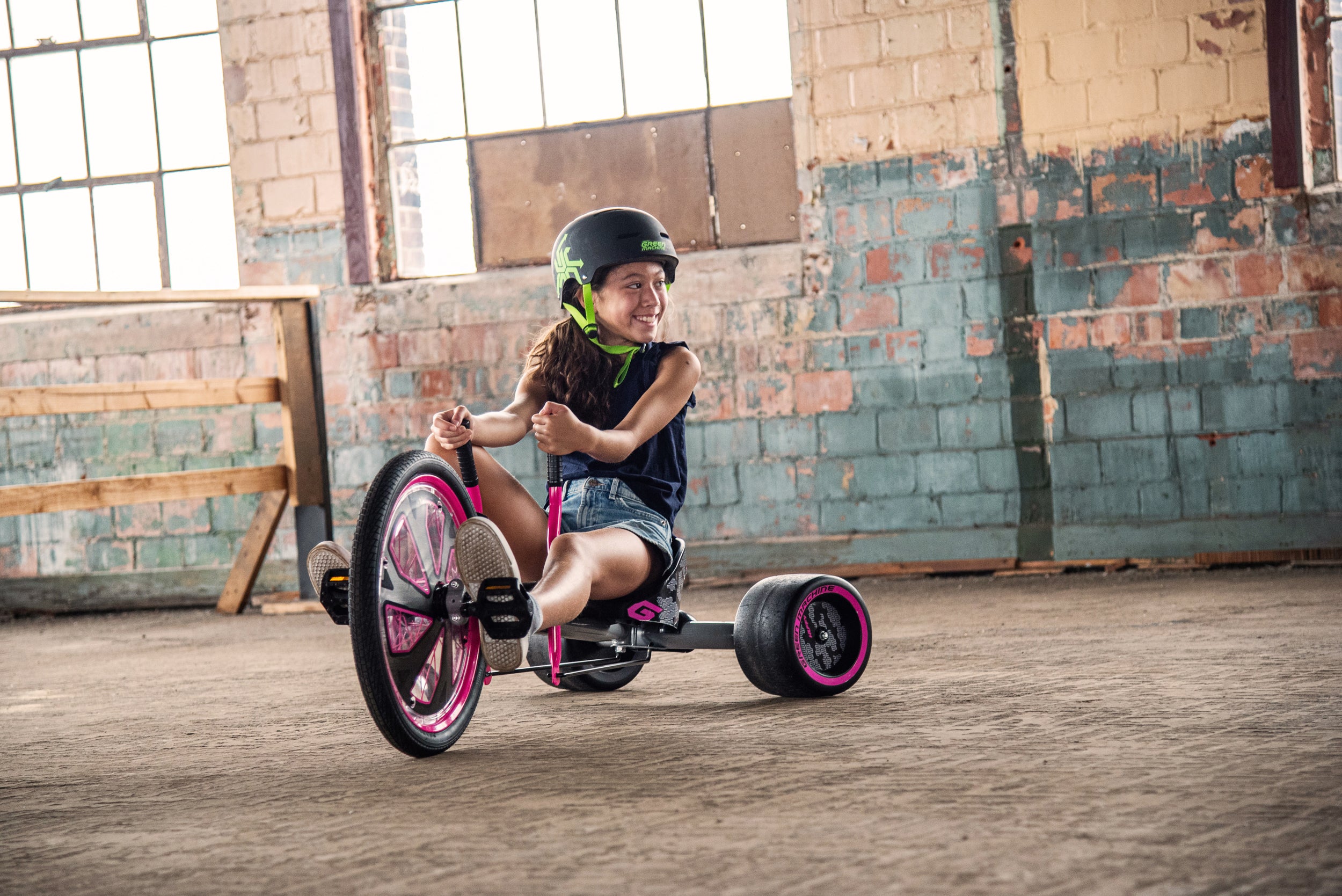Huffy Green Machine 20-Inch 3-Wheel Tricycle in Hot Pink and Gray