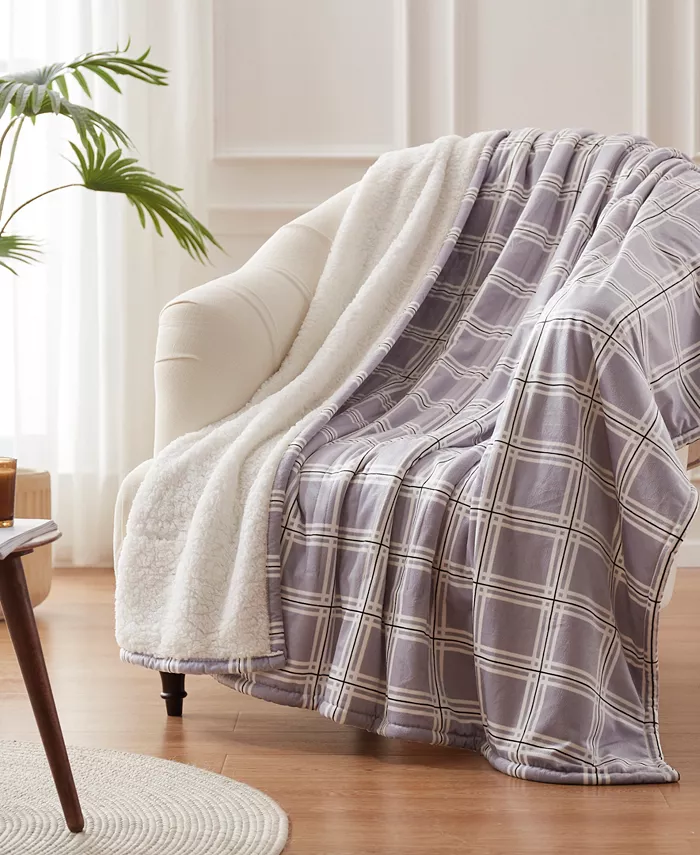 Westinghouse Westing House Microfiber and Sherpa Reversible Heated Throw， 50