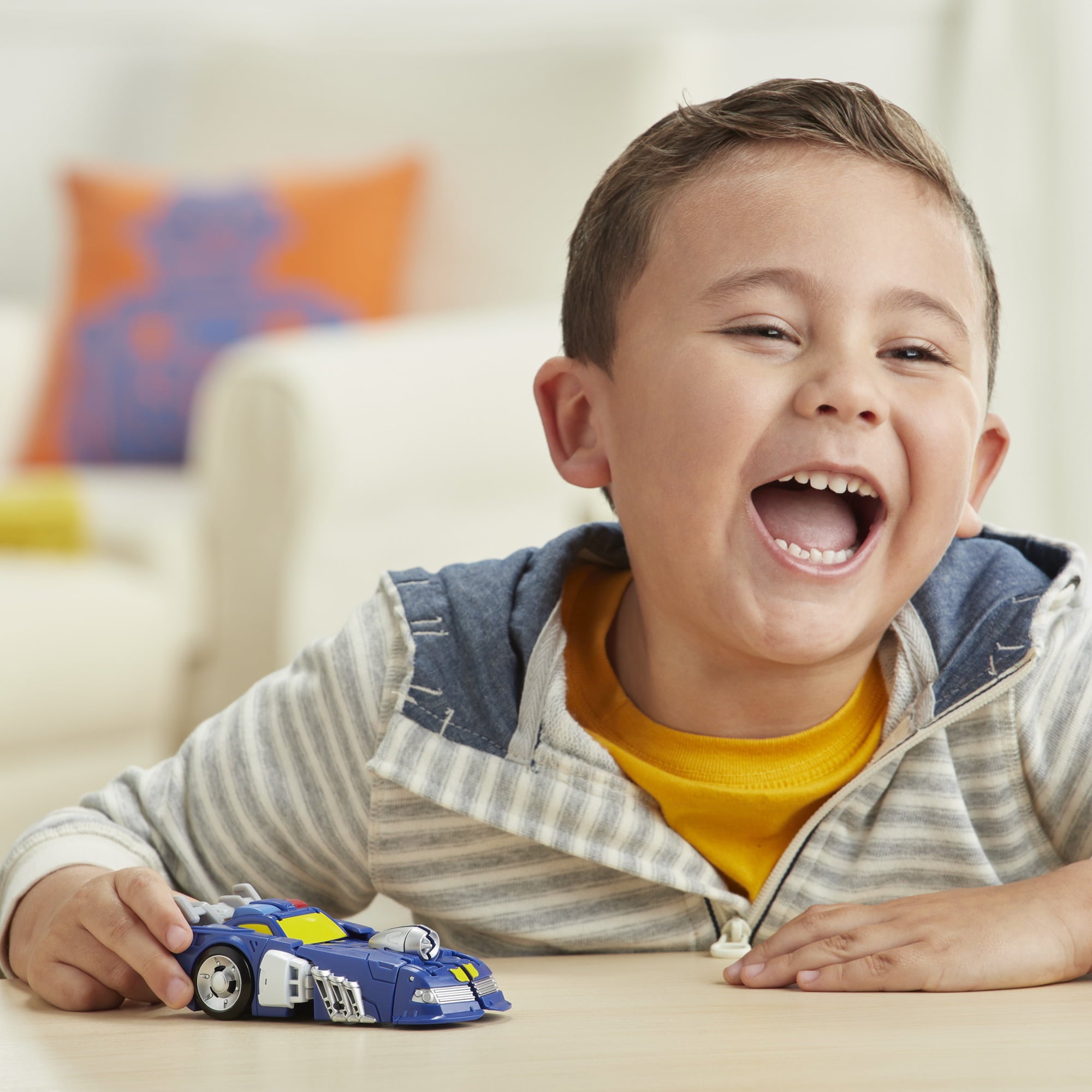 Playskool Heroes Transformers Rescue Bots Academy Chase the Police-Bot