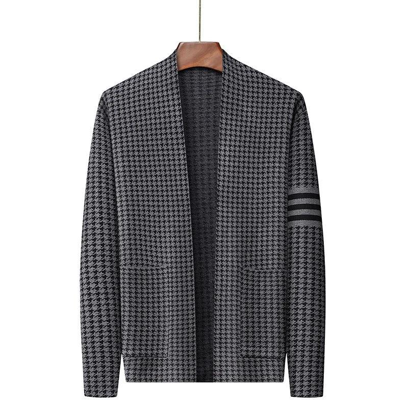 Cardigã Donatello™ Design Italiano/ Elegância Masculina em Tricô Houndstooth!