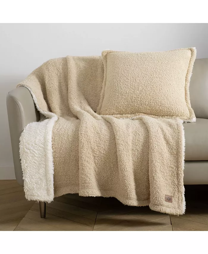 UGGandreg Ana Throw， 50