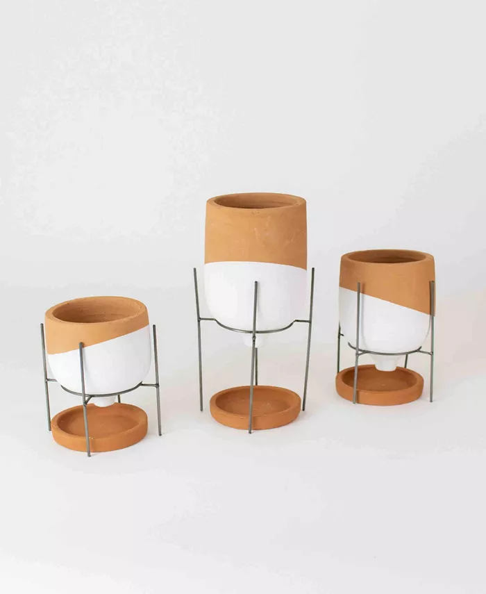 Kalalou Clay Pots On Wire Stands， Set of 3